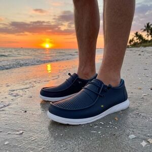 Reef Water Coast CI9924 Navy Water Shoes Cushion Men's 9 **NEW WITHOUT TAGS**